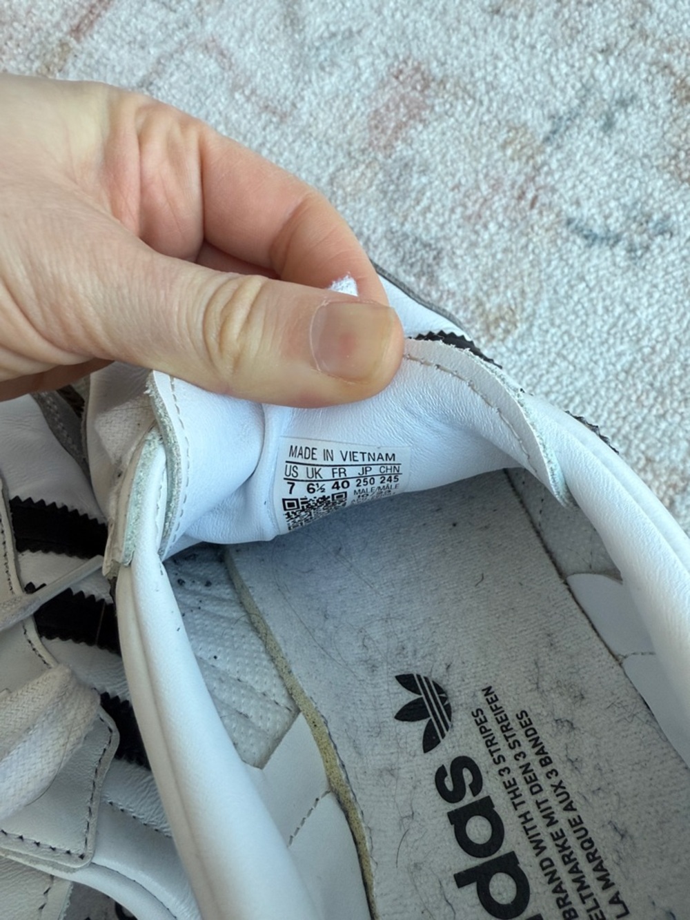 Adidas Samba White Sneakers with Black Stripes and Gray Suede Toe - Picture 7 of 7